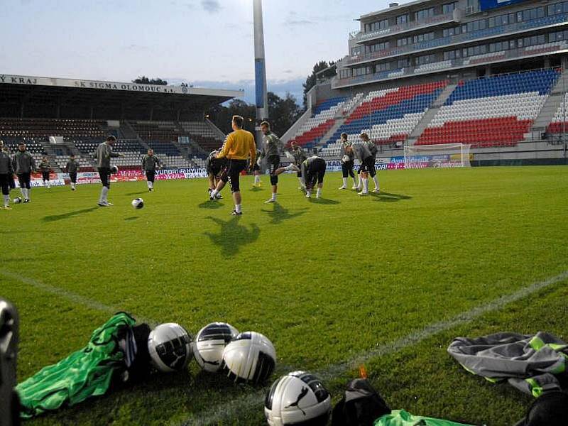 Trénink litevské reprezentace na Andrově stadionu