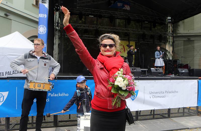 Královnou olomouckého majálesu je Erika Stárková.