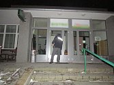 Policie kontrolovala v úterý případné nalévání alkoholu mladistvím v obcích na Olomoucku. 