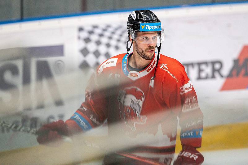 Utkání 21. kola hokejové extraligy: HC Olomouc - HC Vítkovice Ridera 2. listopadu 2021 v Olomouci. David Krejčí z Olomouce.