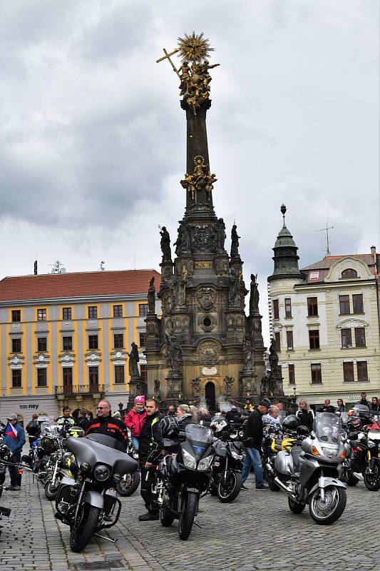 Zahájení motorkářské sezony na Horním náměstí v Olomouci, 5. 5. 2019