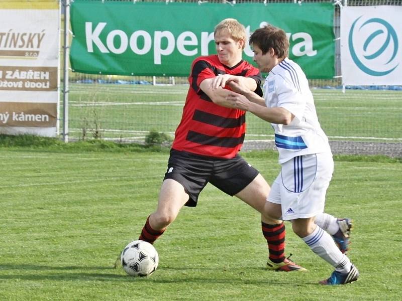 FK Šternberk (v bílém) vs. Sokol Konice