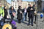 Rozlučka Milana Langera a jeho týmu před cestou do Santiaga de Compostela na Horním náměstí v Olomouci, 21. 3. 2019