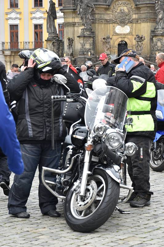 Zahájení motorkářské sezony na Horním náměstí v Olomouci, 5. 5. 2019