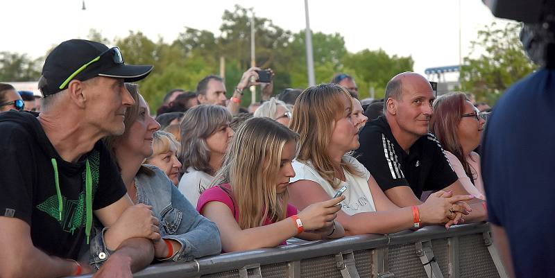 Dvojkoncert Sandry a Michala Davida v Olomouci u OC Šantovka, 19. května 2022