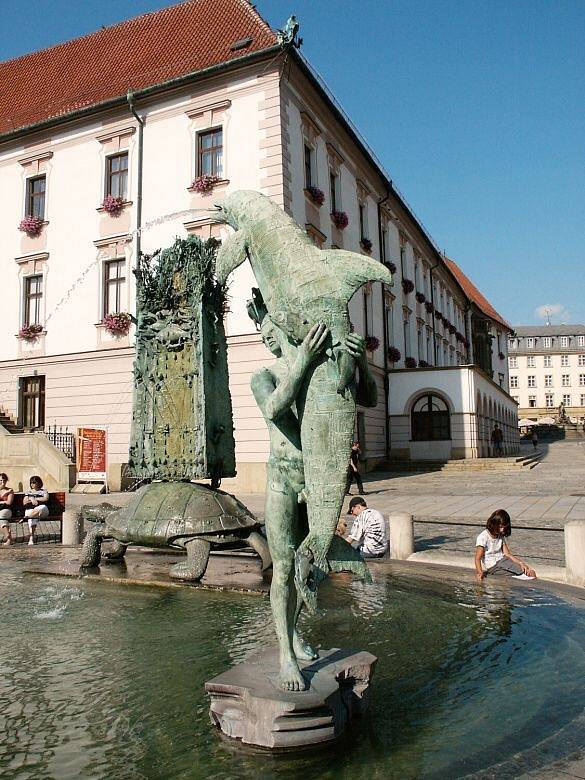 Ivan Theimer, Ariónova kašna, Horní náměstí v Olomouci, 2002