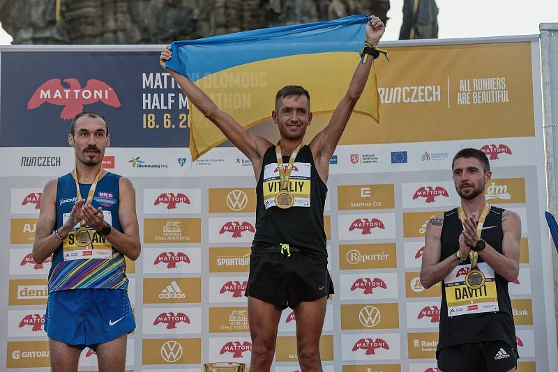 Mattoni 1/2Maraton Olomouc 2022. Zleva Stefan Gavril, Vitalij Šafar, Daviti Kharazishvili