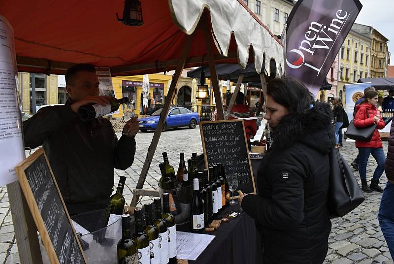 Olomoucké vinné slavnosti na Dolním náměstí, pátek 30. 9. 2022