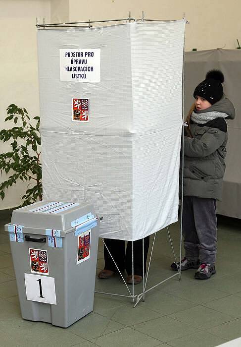 Druhé kolo prezidentských voleb na ZŠ sv. Voršily v Olomouci