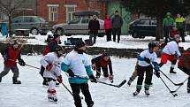 Hokejisté se na lašťanském rybníku utkali v prvním ročníku hokejových her Winter classic games.