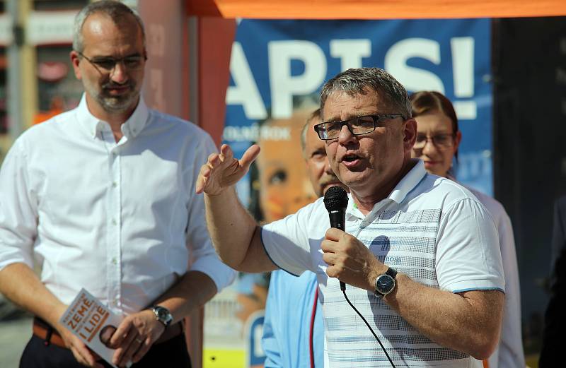 Zahájení ostré volební kampaně ČSSD v Olomouci podpořil ministr Lubomír Zaorálek.