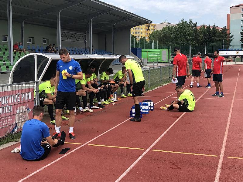 Fotbalisté Prostějova (v zeleném) v přípravě poprvé vyhráli.