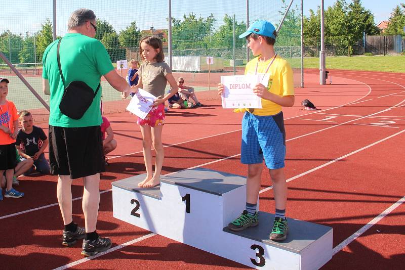 V atletických disciplínách i týmových sportech se v sobotu soutěžilo v Dolanech na Olomoucku.