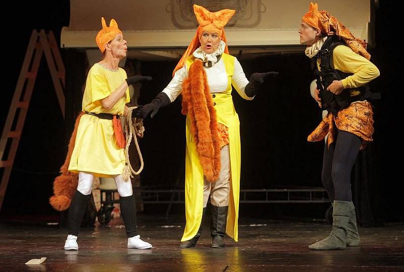 Pohádková komedie My se vlka nebojíme v Moravském divadle