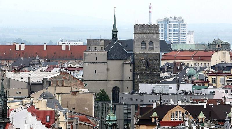 Chrám sv. Mořice. Výhled na Olomouc z administrativní budovy Silo Tower