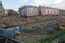 Stavba protipovodňových opatření u Bristolu v centru Olomouce. Listopad 2018