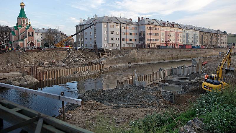 Stavba protipovodňových opatření u Bristolu v centru Olomouce. Listopad 2018