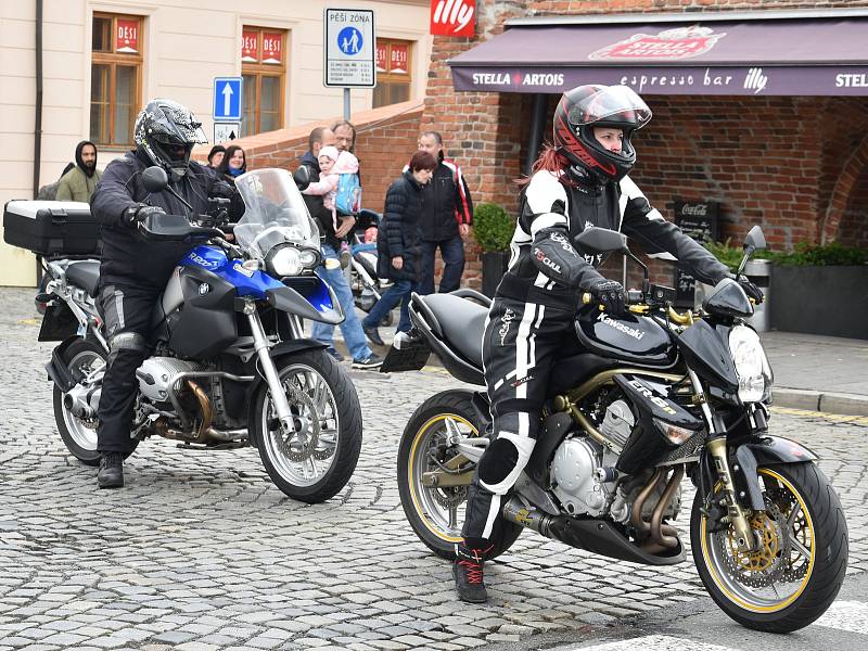 Zahájení motorkářské sezony na Horním náměstí v Olomouci, 5. 5. 2019