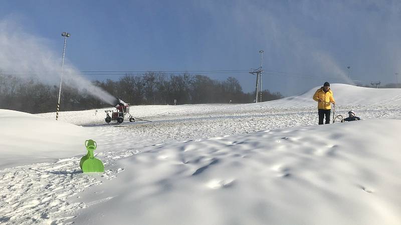 Skiareál v Hlubočkách, 2. prosince 2020