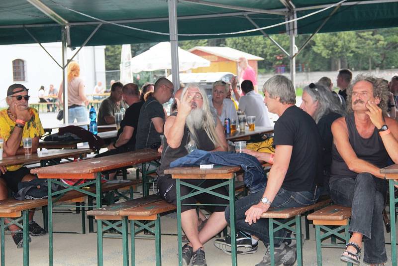 Festival Bounty Rock Cafe Open Air v areálu Korunní pevnůstky v Olomouci.