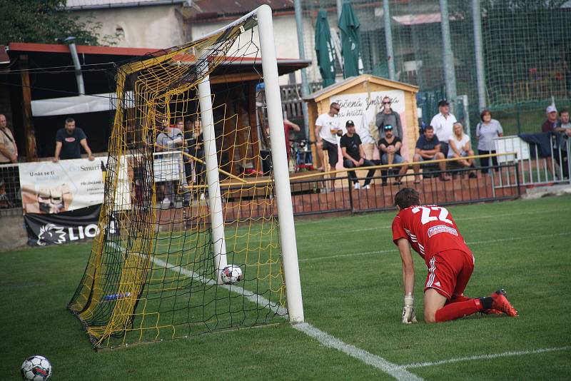 Fotografie ze zápasu 5. kola divize E mezi celky FK Nové Sady a FK Kozlovice