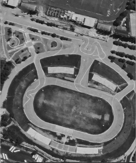 Spartakiádní stadion v Olomouci v roce 1978
