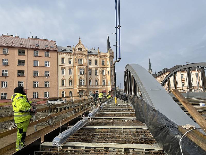 Výstavba mostu na Masarykově třídě v Olomouci, 5. února 2021