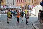 Součástí Olomouckého půlmaratonu je i Rodinný běh. V 17 hodiny se na něj vydaly stovky účastníků.