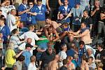 Bitka v sektoru fanoušků Evertonu na zápase Evropské ligy v Olomouci