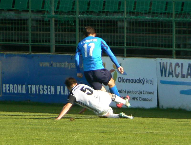 Fotbalisté 1. HFK Olomouc podlehli doma Tatranu Všechovice 0:2.