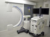 Mobilní rentgenový přístroj světové úrovně, C rameno, přišel šternberskou nemocnici na dva miliony korun.