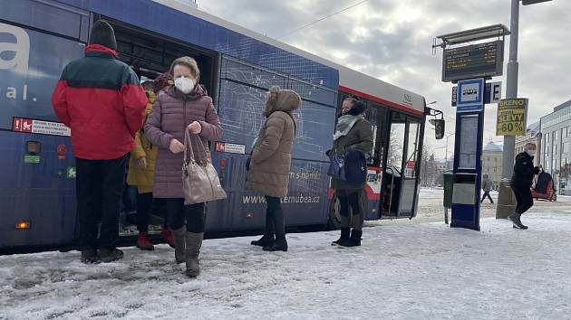 Ledovka a sníh v centru Olomouce - 8. 2. 2021