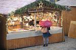Poslední momenty letošních vánočních trhů v Olomouci, pátek 26. listopadu po poledni
