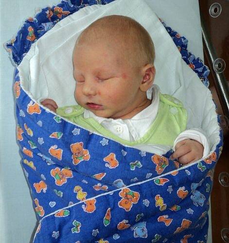 Šimon Přidal, Rozvadovice, narozen 11. května ve Šternberku, míra 50 cm, váha 3300 g.