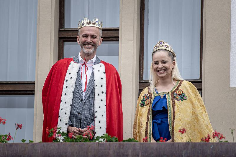 Korunovace krále a královny olomouckého majálesu - Kristýna Coufalová a Jan Tománek,  25. května 2022