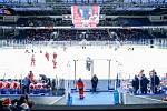 Utkání Tipsport extraligy mezi HC Dynamo Pardubice (v bíločerveném) a HC Olomouc