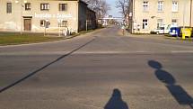 Liduprázdné ulice v uzavřené Litovli. Úterní ráno 17. března 2020