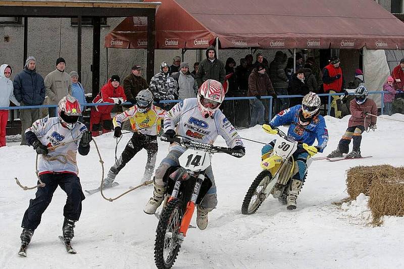 Motoskijöring ve Šternberku