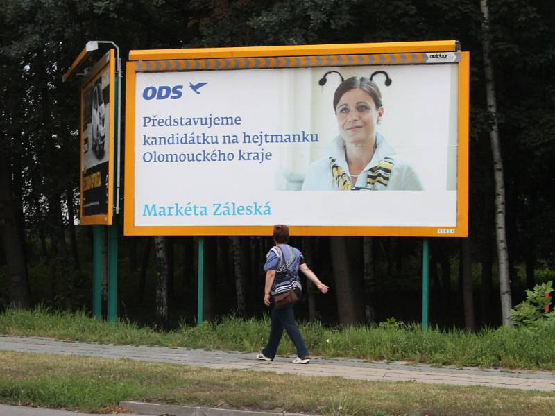 Přimalovaná tykadla. Ilustrační fotografie z Olomouce.