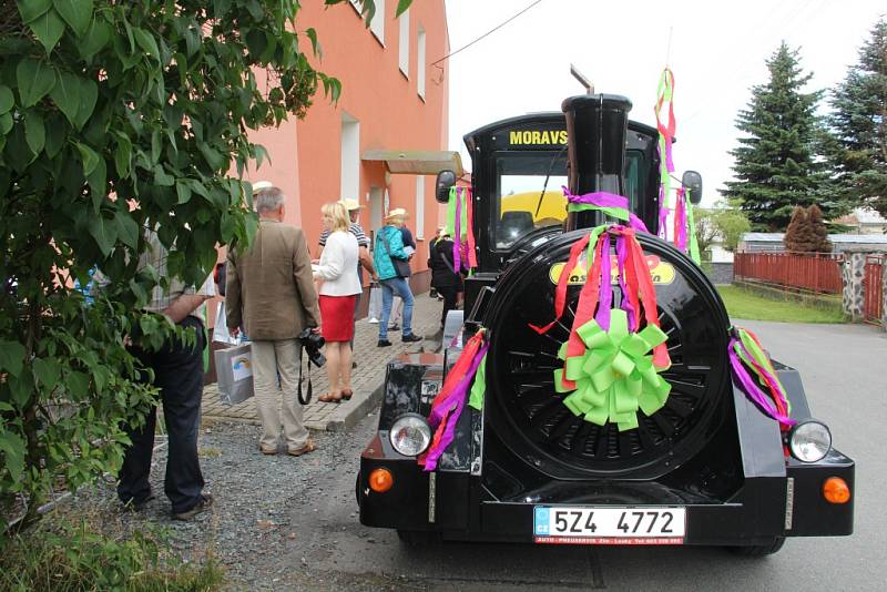 Je to už téměř dvacet let, co se Paseka na Olomoucku zúčastnila soutěže Vesnice roku Olomouckého kraje. Ve čtvrtek ráno se o úspěch v tradičním klání pokoušela znovu. 