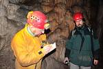 Počítání netopýrů v Javoříčských jeskyních