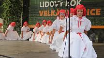 Tanečníci, zpěváci i muzikanti na Hané předvedli tradice, zvyky, písně a tance svých národů pro zástupy nadšených diváků