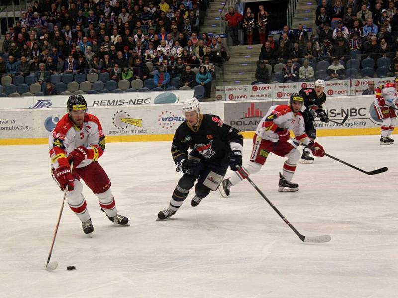 Baráž o extraligu: Piráti Chomutov vs. HC Olomouc