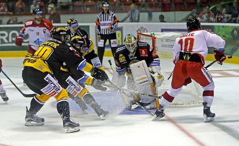 Olomoučtí hokejisté v extraligové generálce doma prohráli 1:3 s Litvínovem.