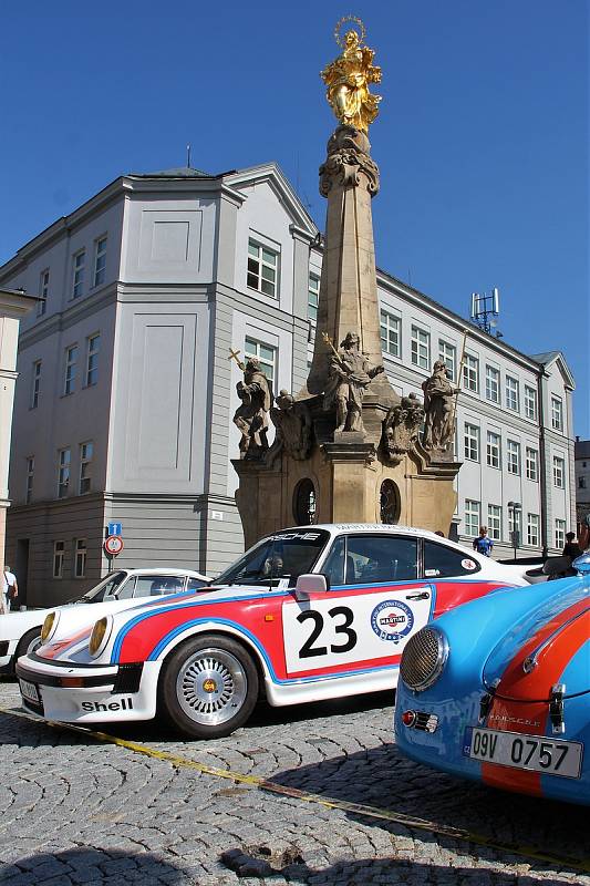 Ecce Homo Historic, dopolední program na Hlavním náměstí ve Šternberku, 11. 9. 2021