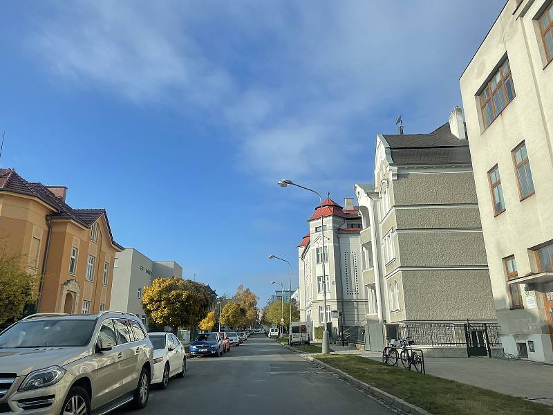 V Olomouci se připravuje rozšíření zón 30 s omezenou rychlostí a zákazu stání dodávek, 6. listopadu 2021