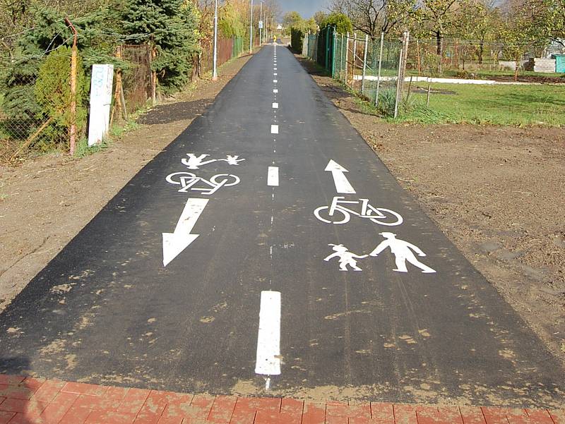 Nová cyklostezka Hrázka mezi Litovlí a Červenkou