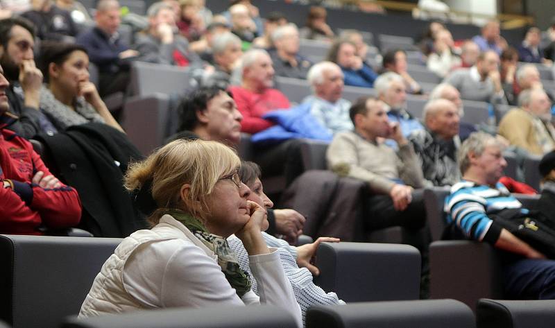 Veřejná debata k protipovodňovým opatřením v centru Olomouce v aule Pedagogické fakulty Univerzity Palackého