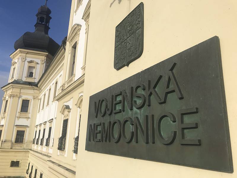 Vojenská nemocnice Olomouc je jedním ze dvou distribučních míst v Olomouckém kraji, kde jsou skladovány dodávky vakcíny proti Covid-19, 13. ledna 2021