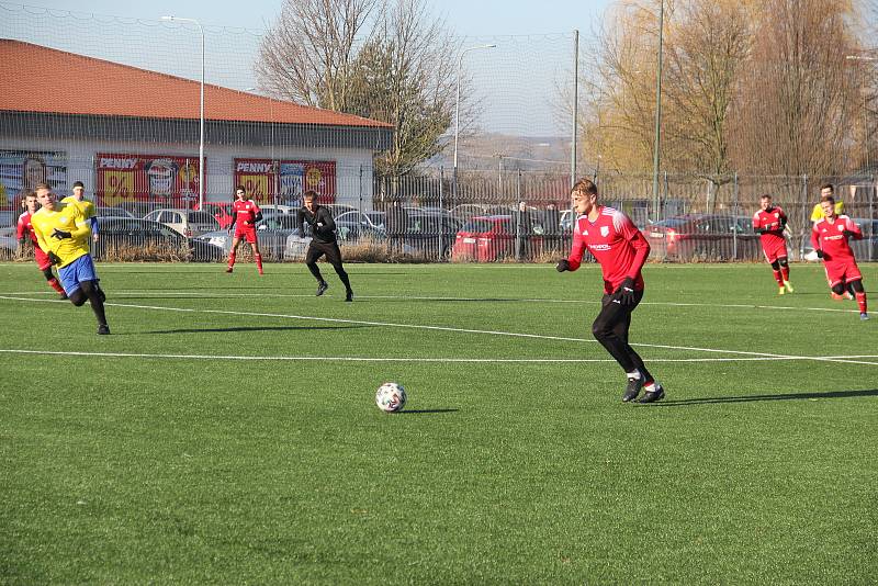 Uničov porazil v přípravě Šumperk 3:2.